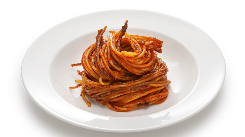 A plate of spaghetti all'assassina