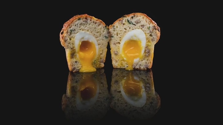 muffin with jammy egg in center