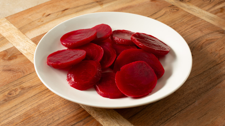 Bowl of canned beet slices