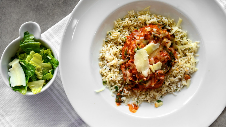 cauliflower rice with tomato sauce