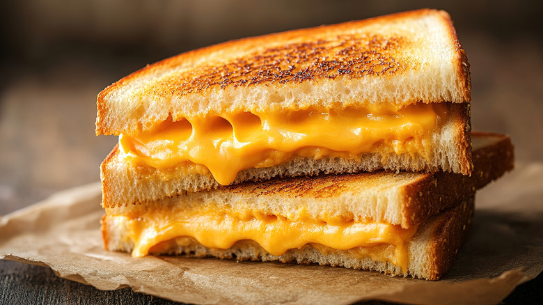 Grilled cheese sandwich on a plate