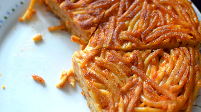 Lo mein noodles baked into an egg dish