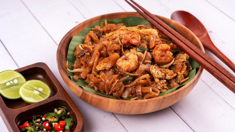 A bowl of  char kway teow.