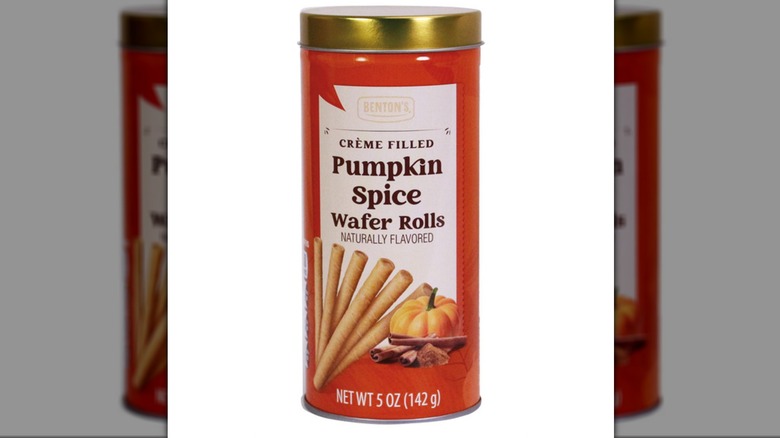 Canister of Benton's Pumpkin Spice Creme Wafer Rolls