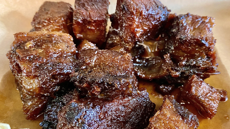 Burnt ends on a plate