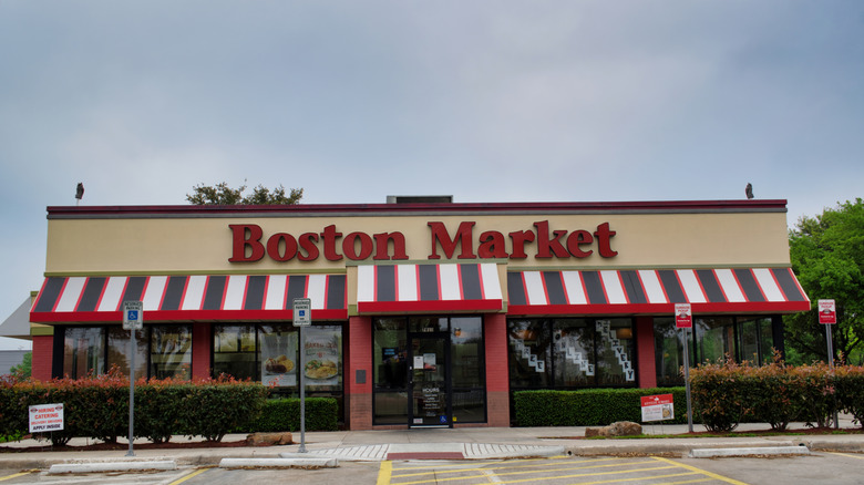Boston Market exterior