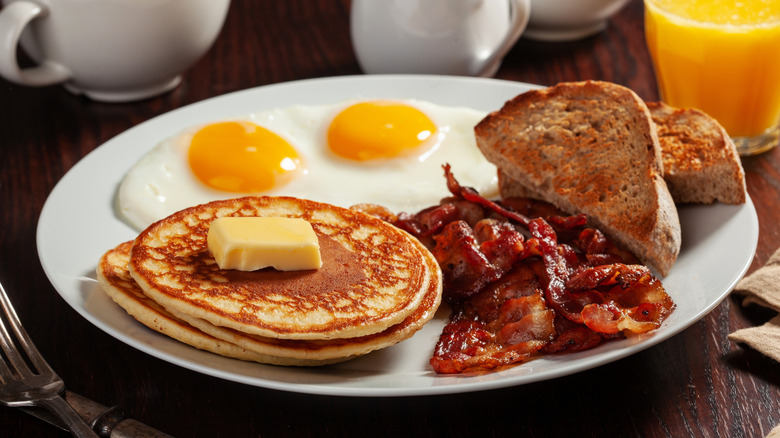 Traditional full American breakfast