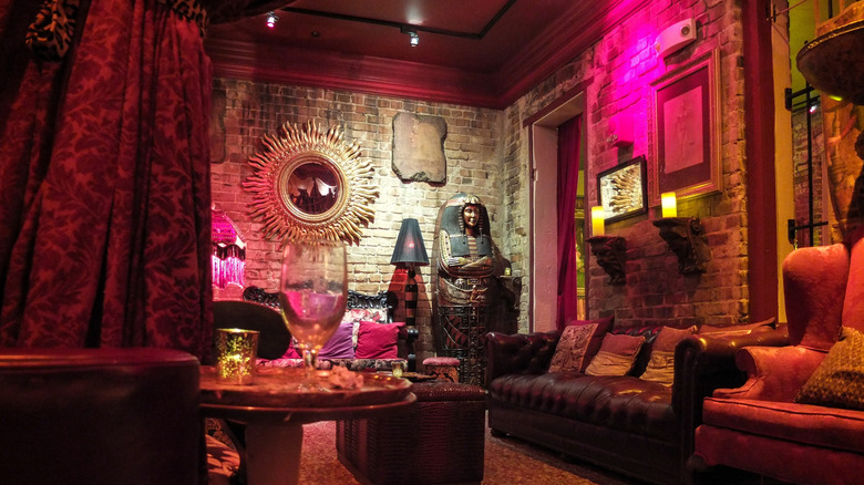 The Seance Room at Muriel's Jackson Square