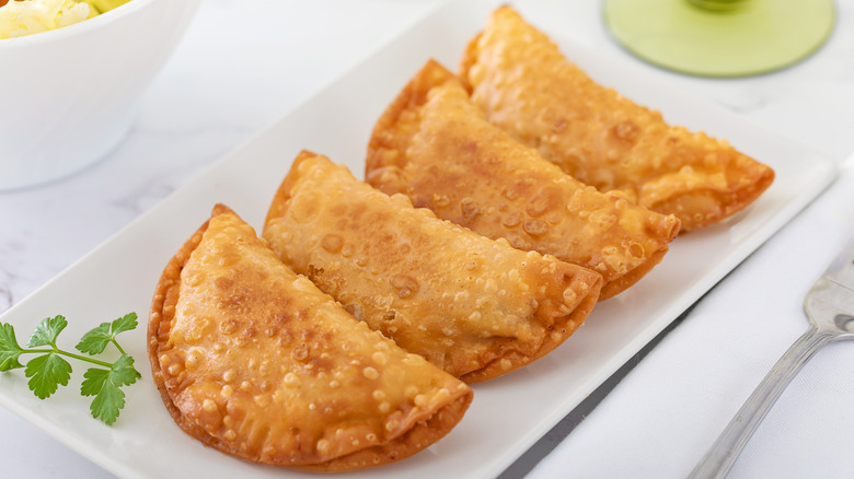 Plate of fried empanadillas