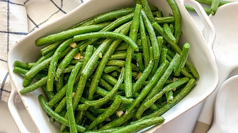 Bowl of green beans