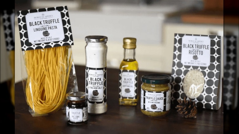 Borgo de Medici Luxury Truffle Tray Set spread out