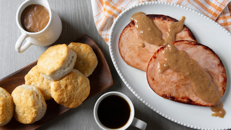 Redeye gravy and ham