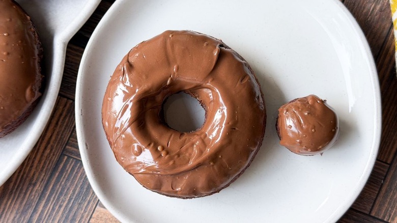 3-ingredient Nutella donut and donut hole with glaze on white plate