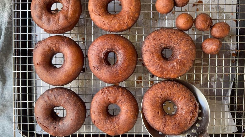 3-ingredient Nutella donuts on rack after frying