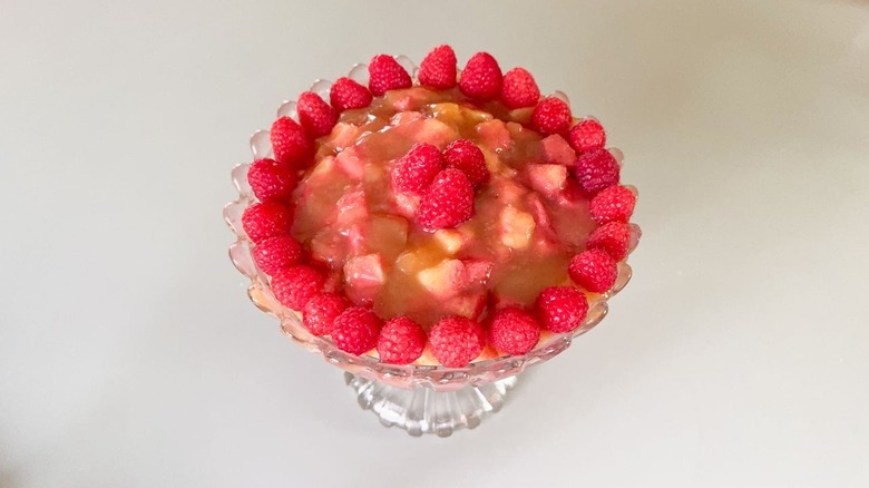 3-ingredient raspberry lemonade British trifle topped with fresh raspberries