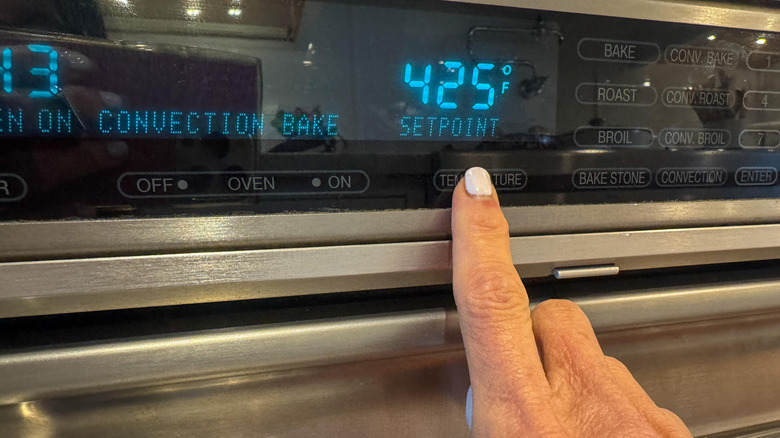 setting oven temperature