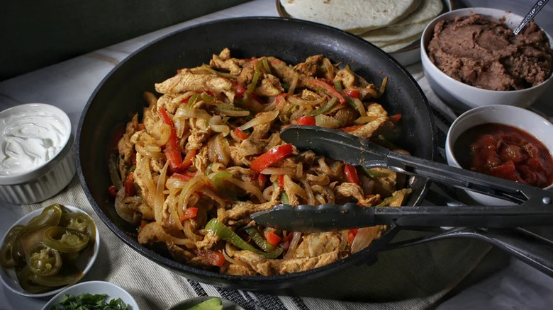 One-pan chicken fajitas with sides