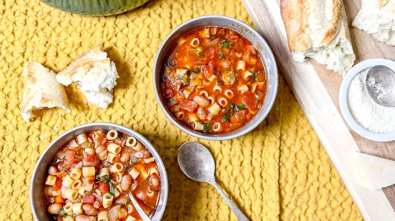 Pasta e fagioli in a bowl with bread