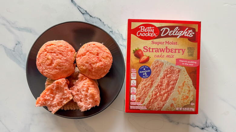 Cake mix with cupcakes on a plate