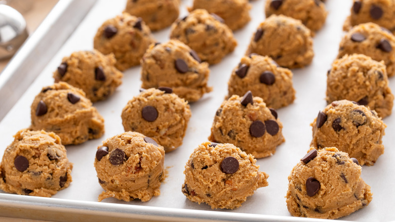 an overcrowded cookie sheet