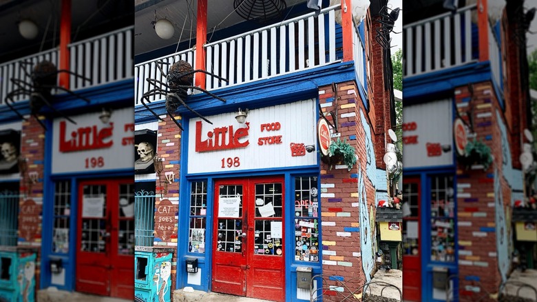 Exterior Little's Food Store