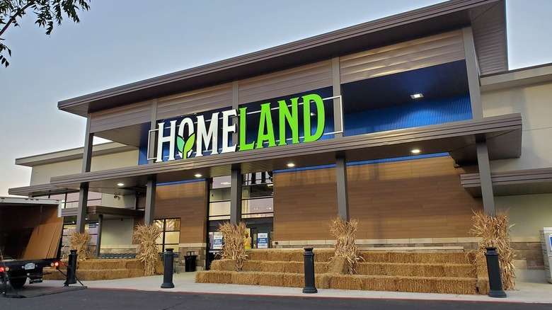 exterior shot of homeland grocery store