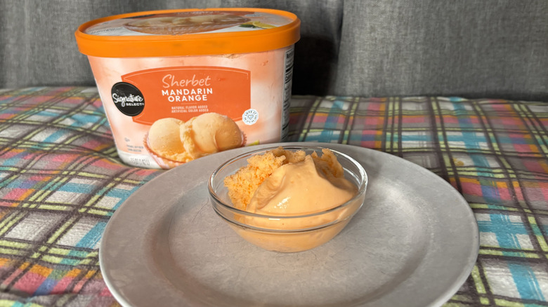 Signature SELECT Mandarin Orange Sherbet container and bowl