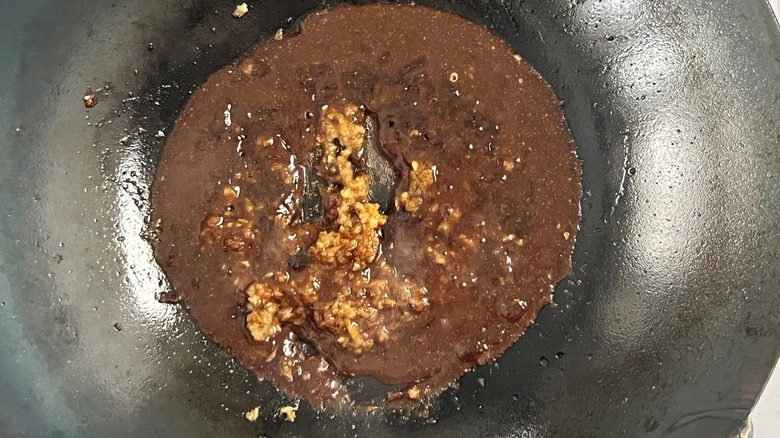 sauce in wok