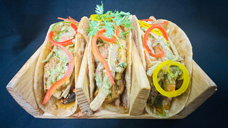 Taco-style naan with lamb