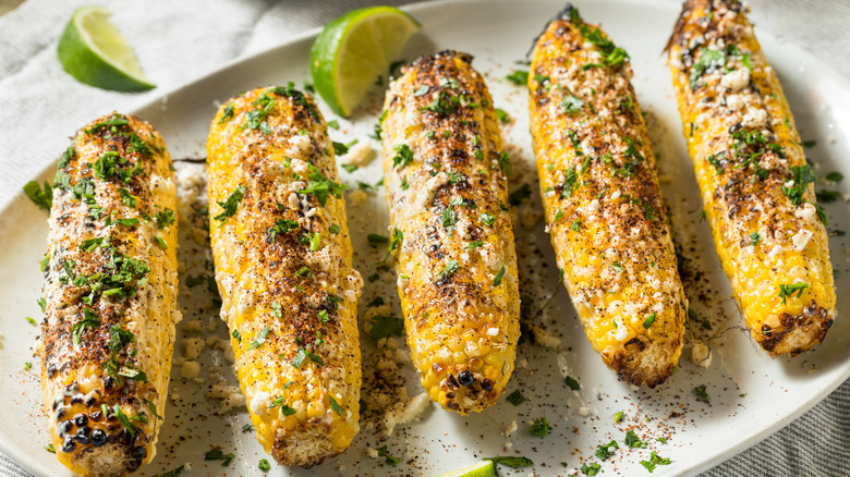 Spicy elote