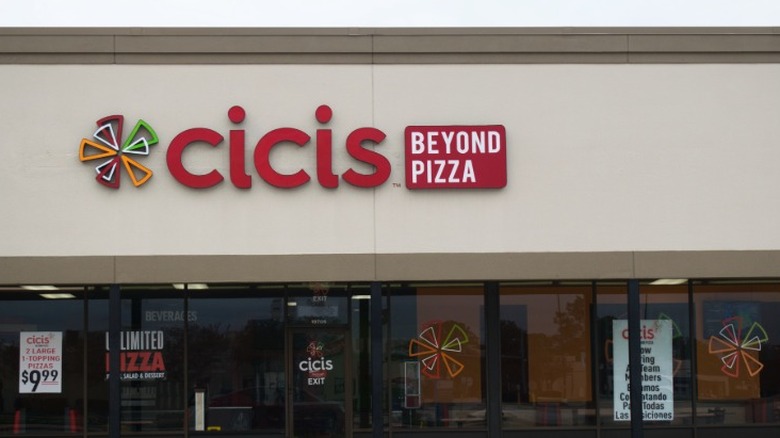 An exterior shot of a Cici's Pizza restaurant