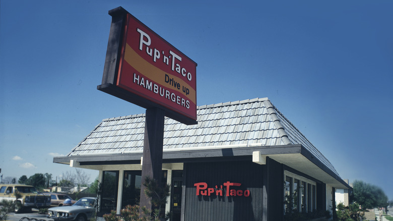 Exterior of a Pup 'n' Taco restaurant in 1978 outside the drive up lane