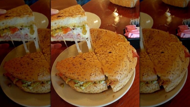 Muffuletta sandwich at R&O's