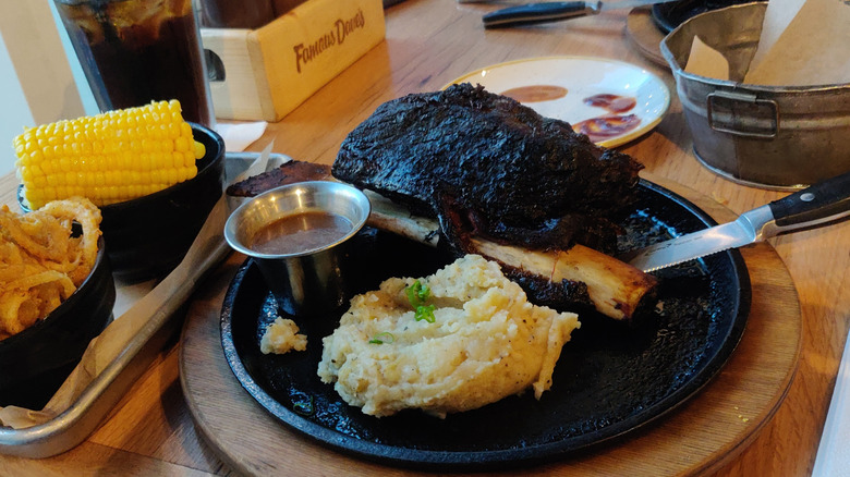 A plate of short ribs at Famous Dave's.
