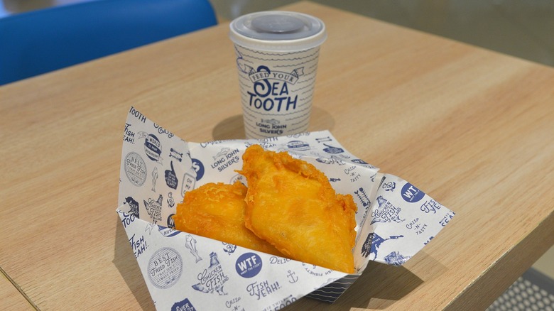 Long John Silver's fish and drink