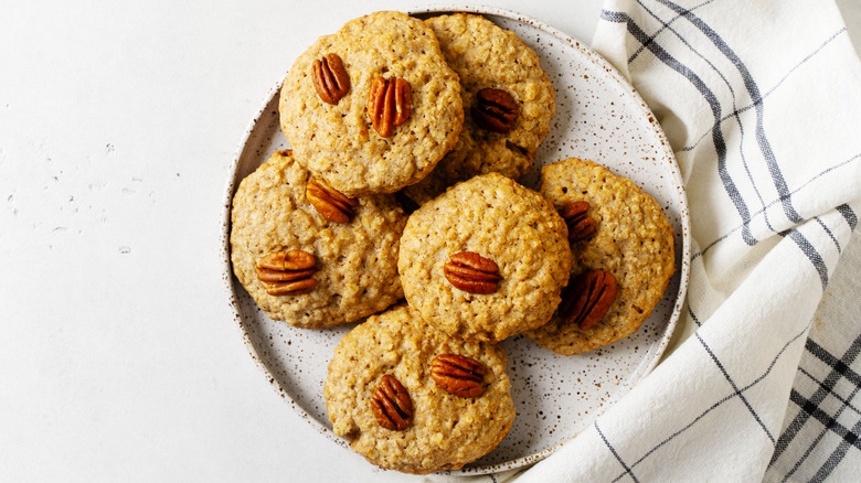 A plate of pecan cookies