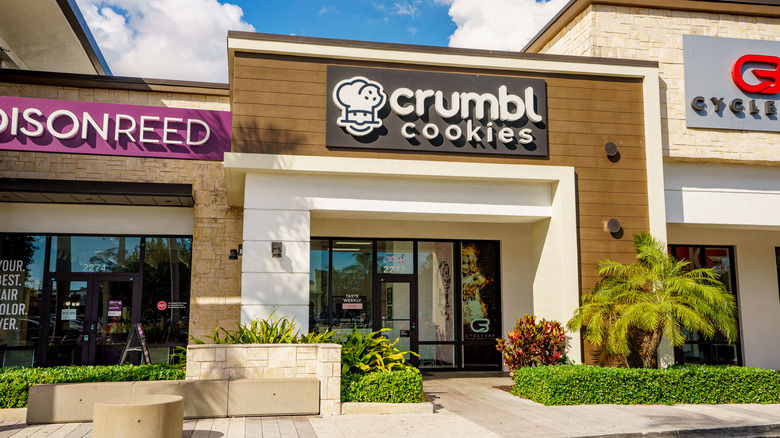 Crumbl Cookie storefront