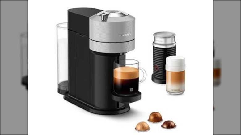 Nespresso Relove Vertuo Next Light Grey Aero3 Bundle