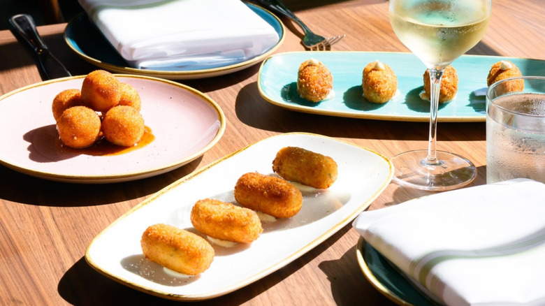 Appetizers on a sunny table from La Canita.