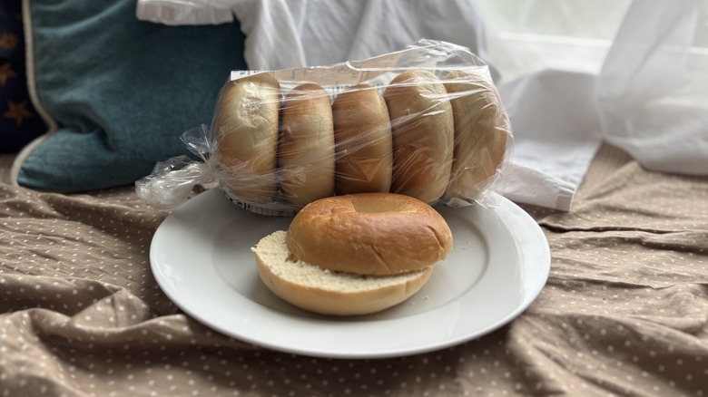 Costco plain bagels