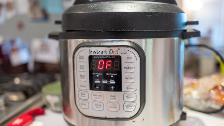 An Instant Pot on a kitchen counter