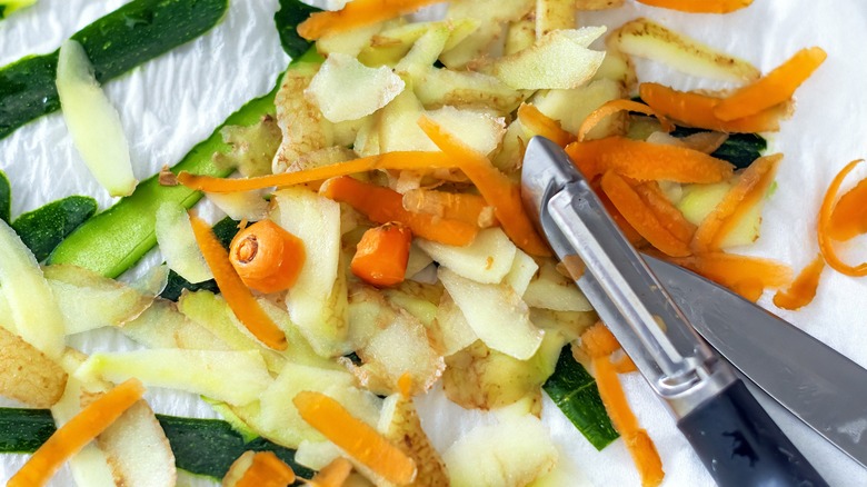 skins of carrots and potatoes from peeling