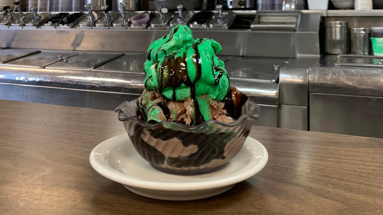 A bowl of ice cream at Bischoff's