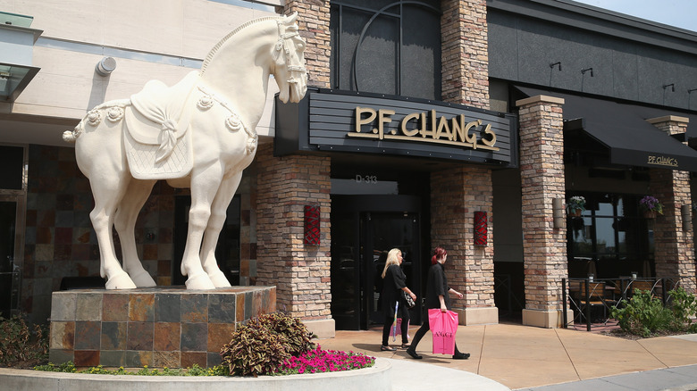 Large horse statue outside of P.F. Chang's entrance