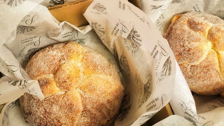 Boxes of pan de muertos from Panaderia Pancracia.