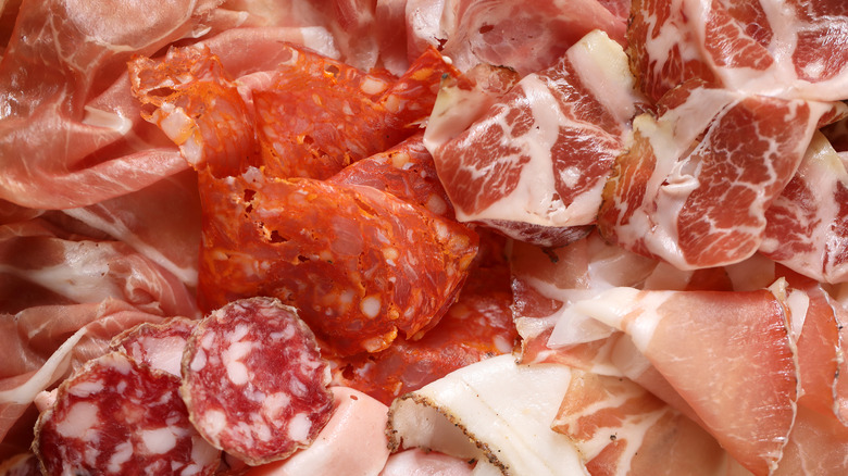 Various types of thinly-sliced meat