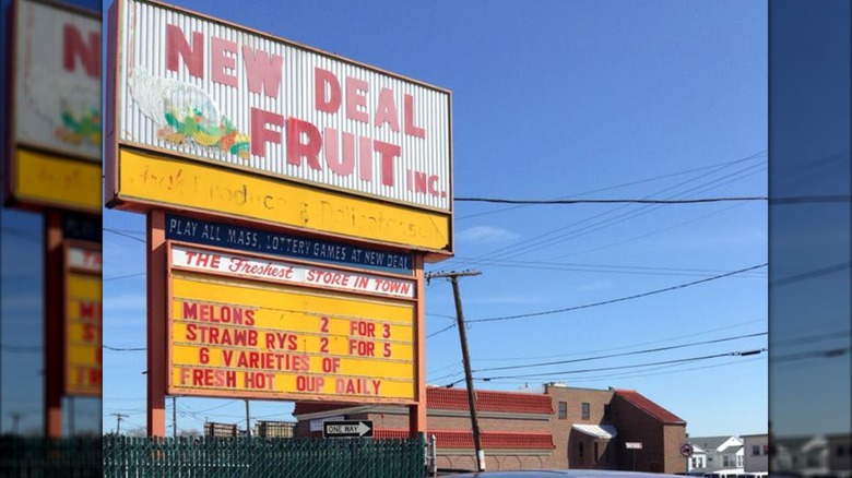 New Deal Fruit Inc sign