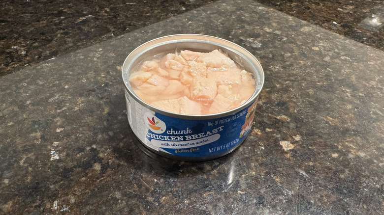 Stop & Shop chicken can on countertop