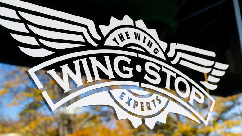 Front facade of a Wingstop location