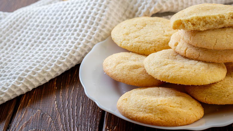Plate of sugar cookies
